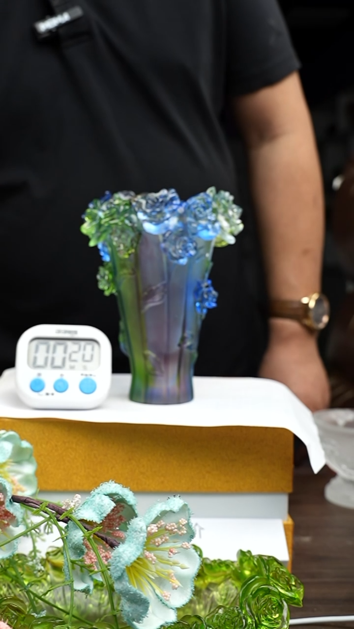 手工艺品琉璃冰*花古法琉璃玫瑰花瓶摆件