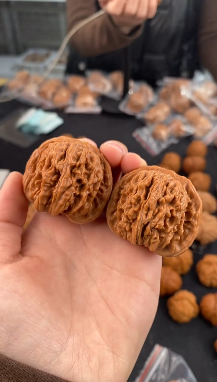 【闪购商品】文玩核桃把件汉高楼43-x408