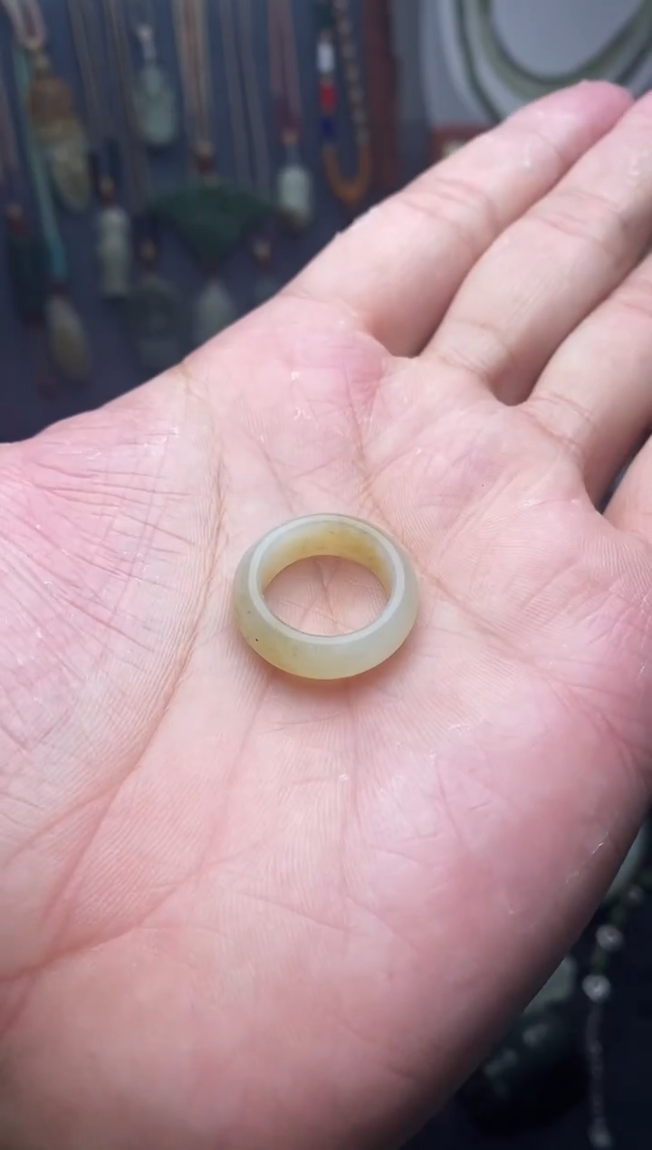 颈饰未镶嵌和田玉15.4