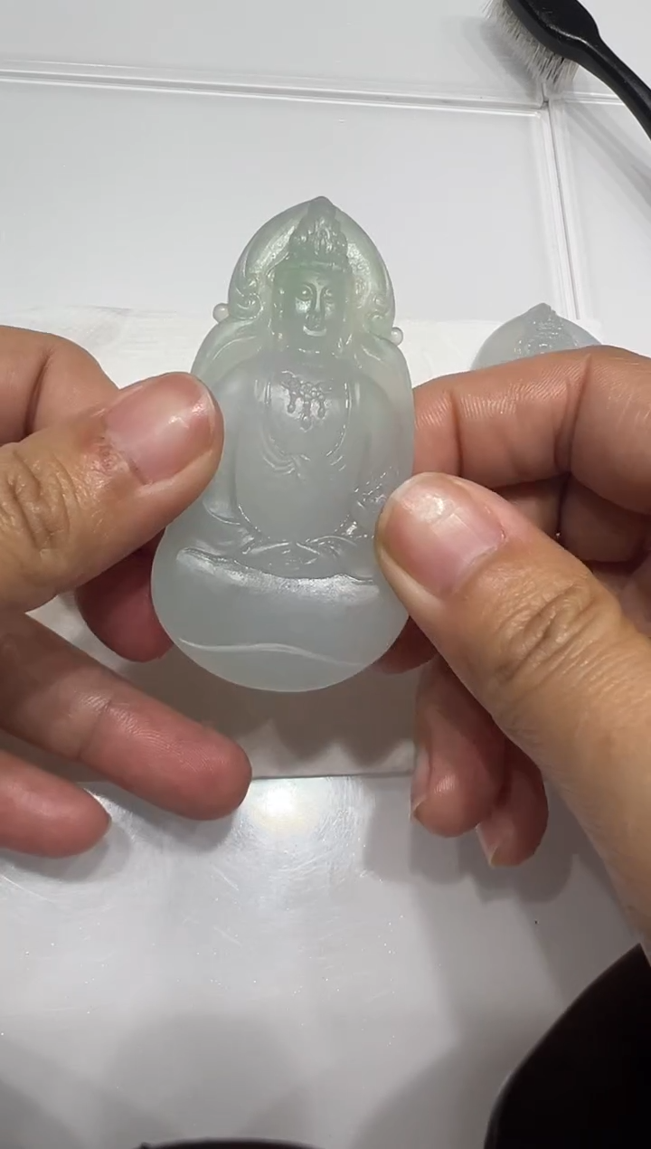 【闪购商品】定制翡翠未镶嵌观音