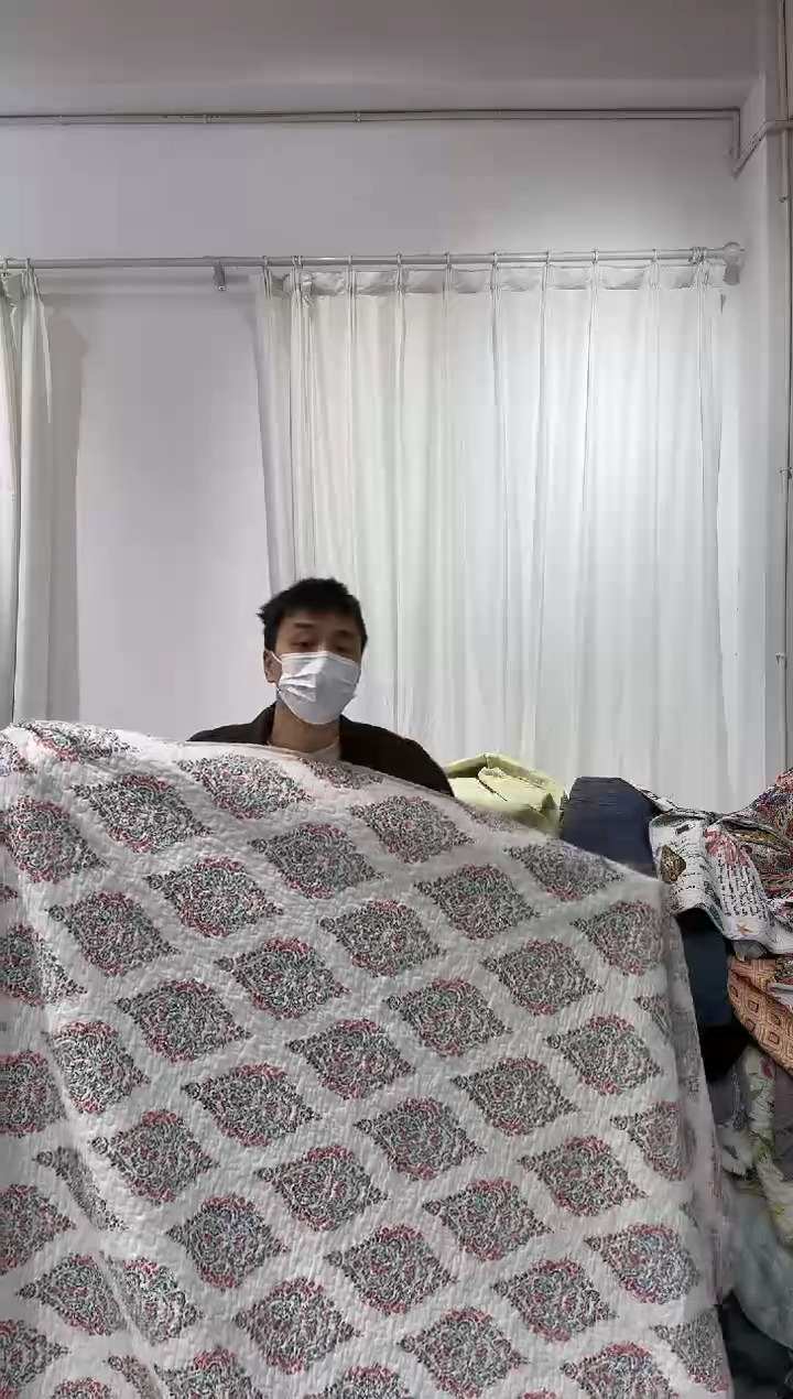 棉220*230纯棉床盖83号染色瑕疵