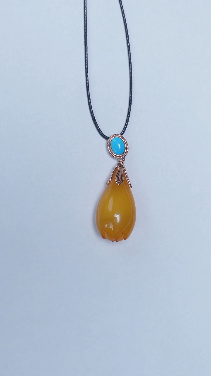 未镶嵌颈饰琥珀蜜蜡吊坠