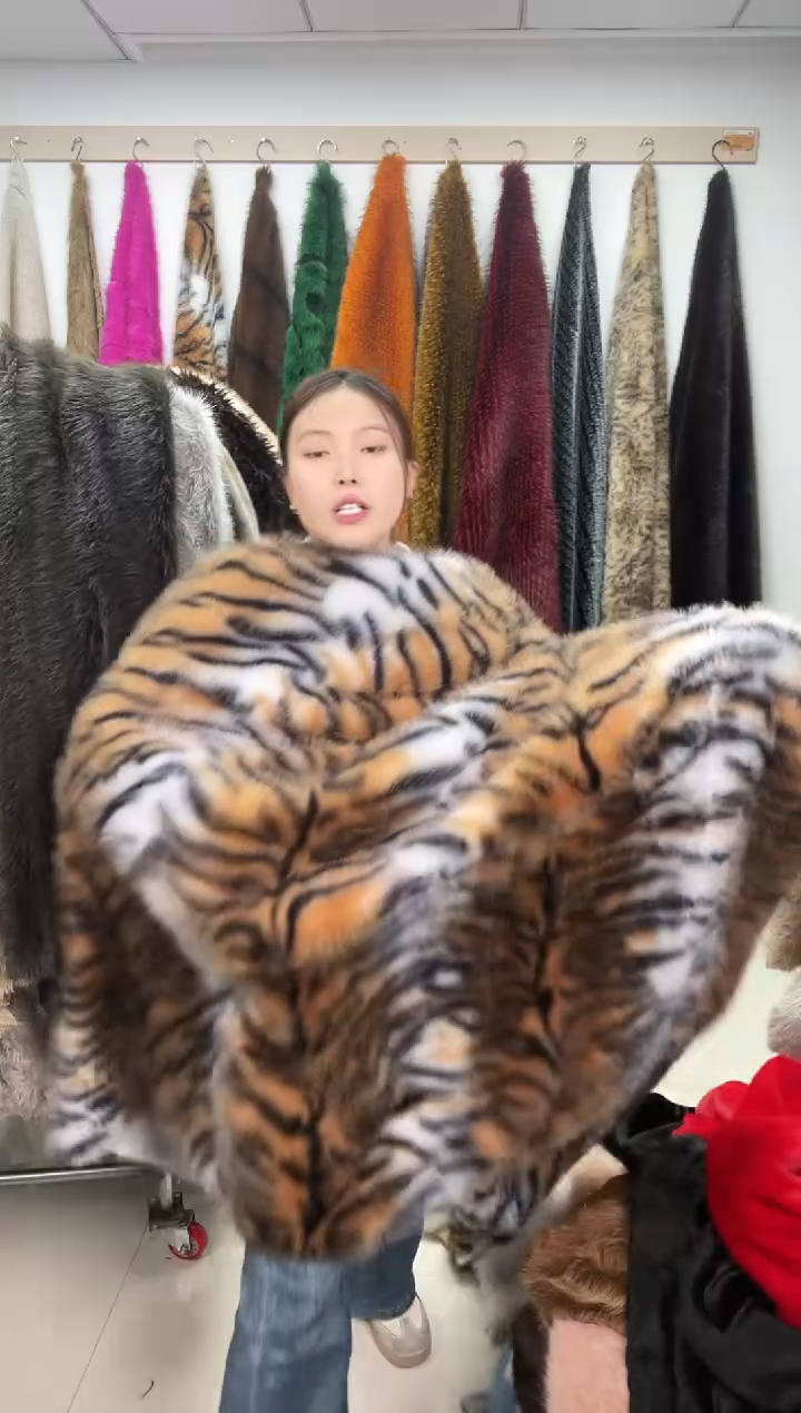 狐狸毛D162尺寸1.8*2