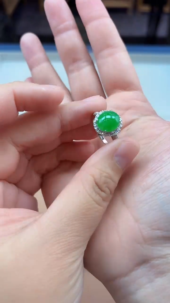 【闪购商品】翡翠戒指18K金镶嵌戒指