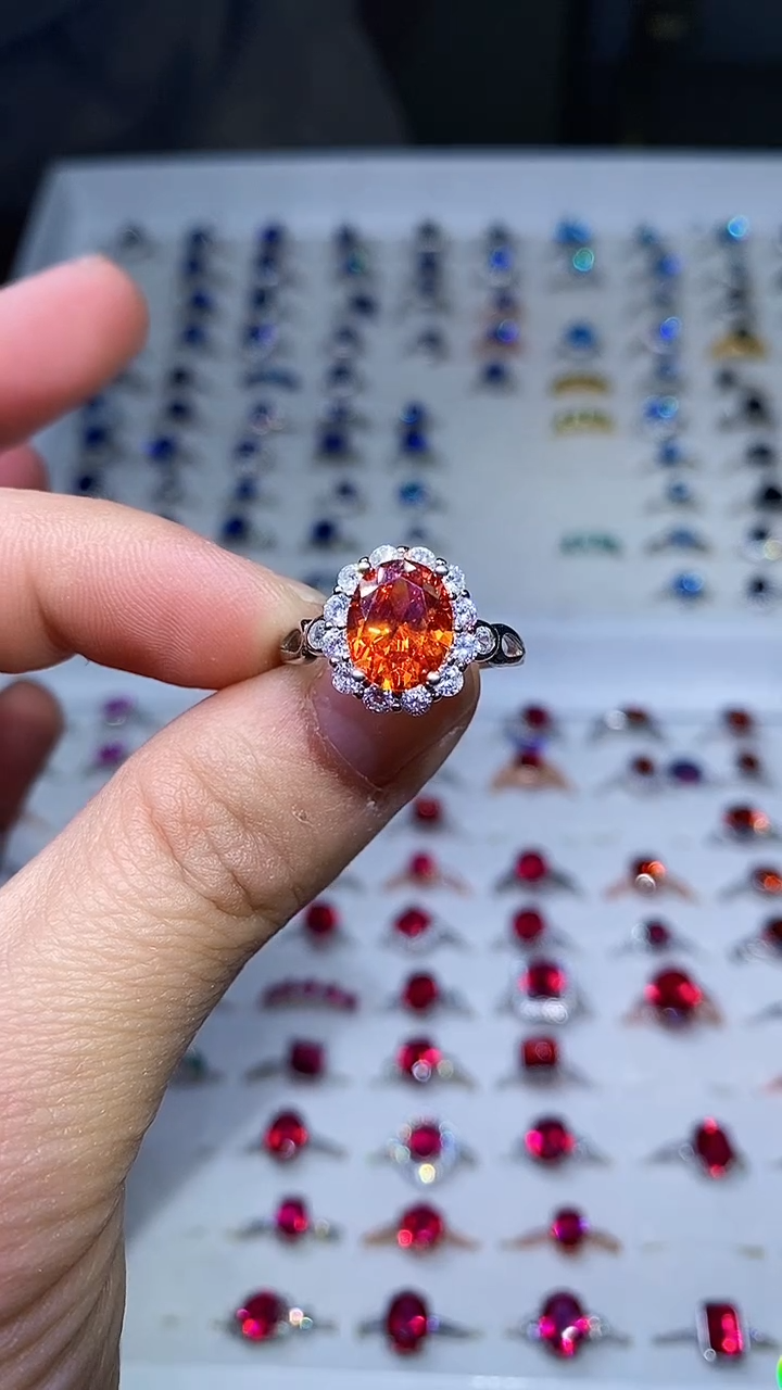 【闪购商品】彩色蓝宝石戒指银S925镶嵌........