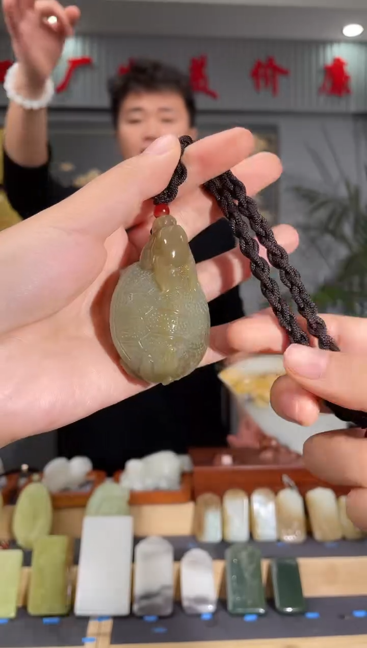 【闪购商品】和田玉颈饰未镶嵌拍一发一 多样性发货