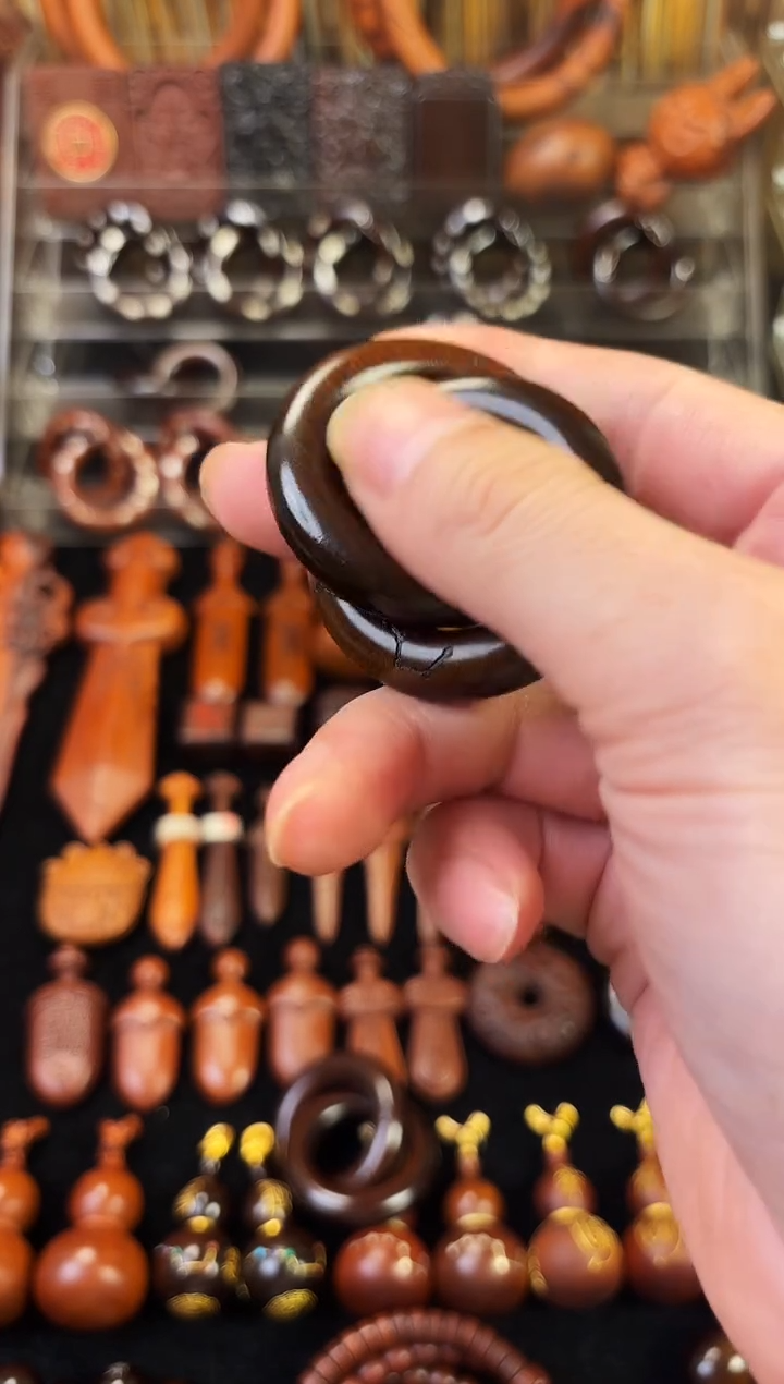 雷枣玉化2.5乾坤圈  