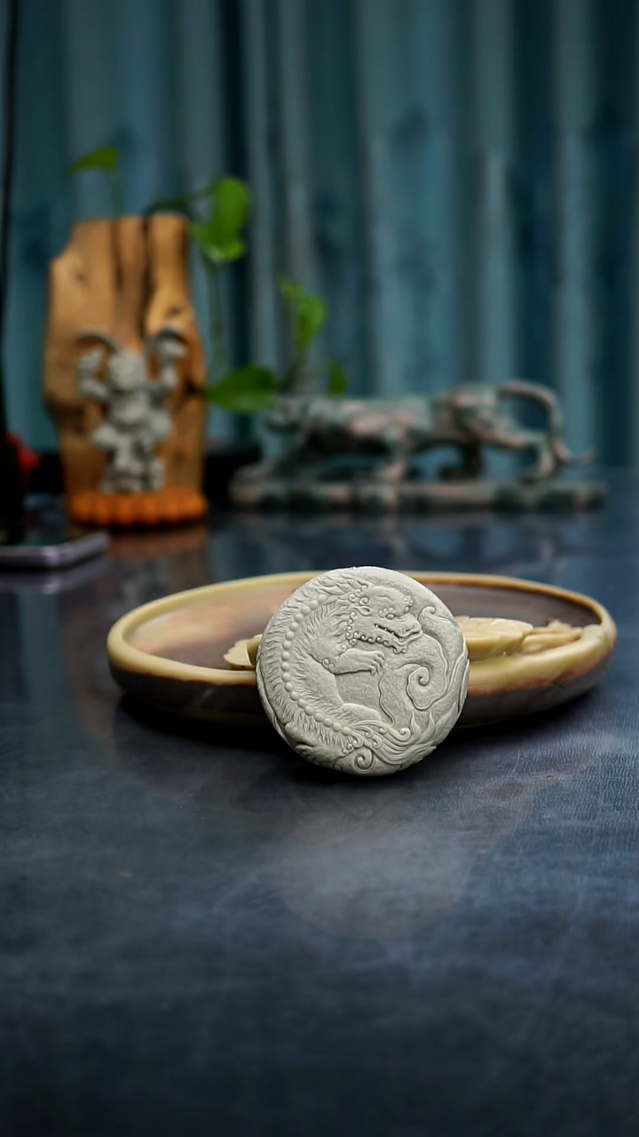 【闪购商品】松花石镇水兽盖置