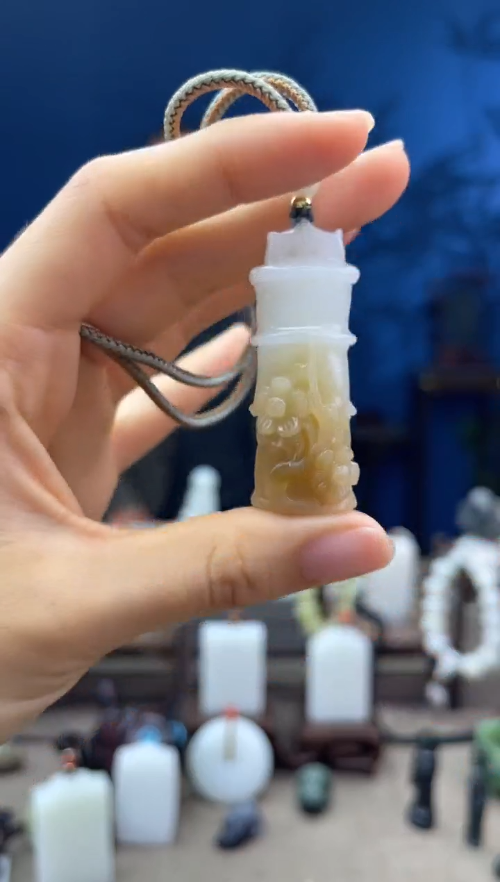 【闪购商品】和田玉颈饰未镶嵌1