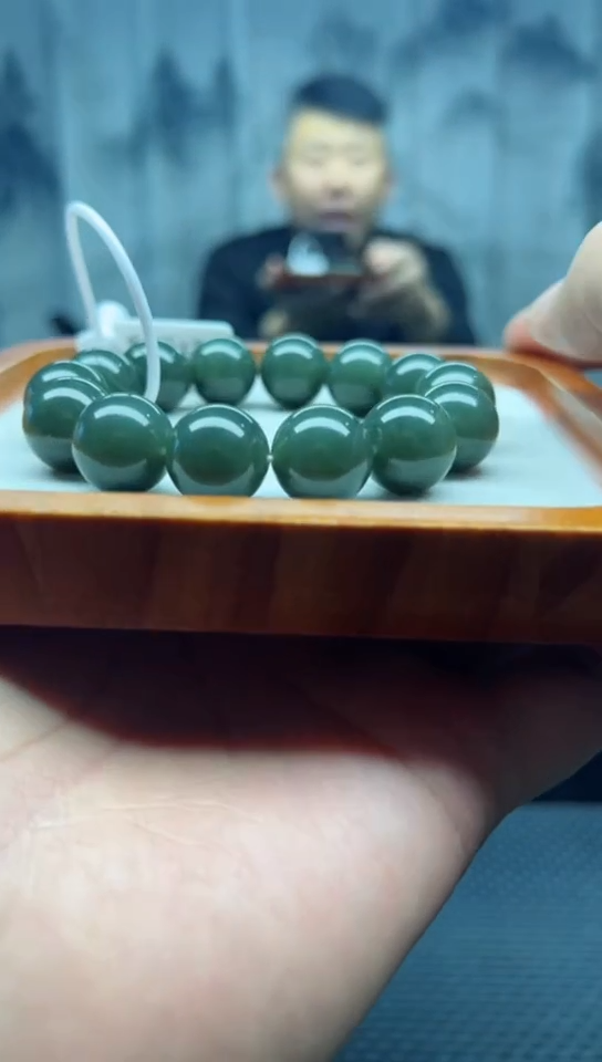 未镶嵌手串和田玉且末正蓝卡16纯天然拍一发一