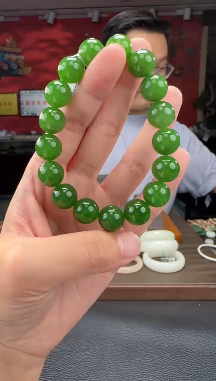 手串未镶嵌和田玉碧玉辣绿单圈手串