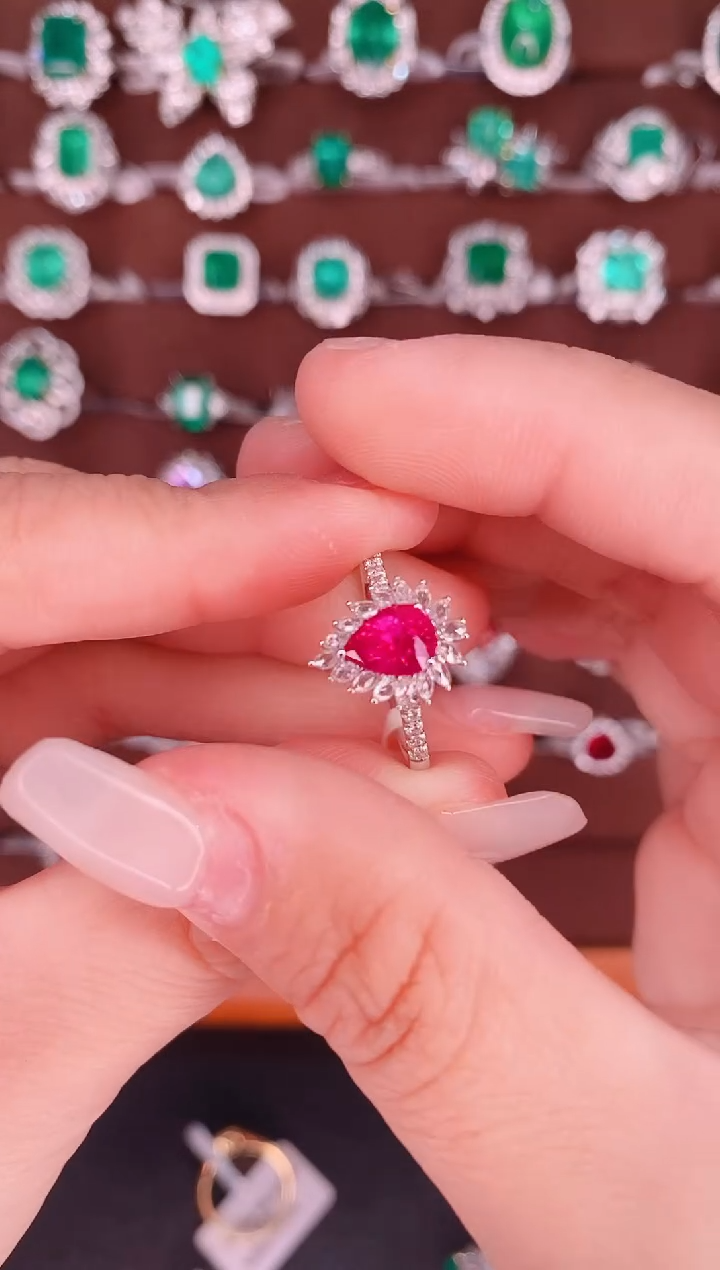 【闪购商品】红宝石18K金戒指18K金镶嵌1.18克拉