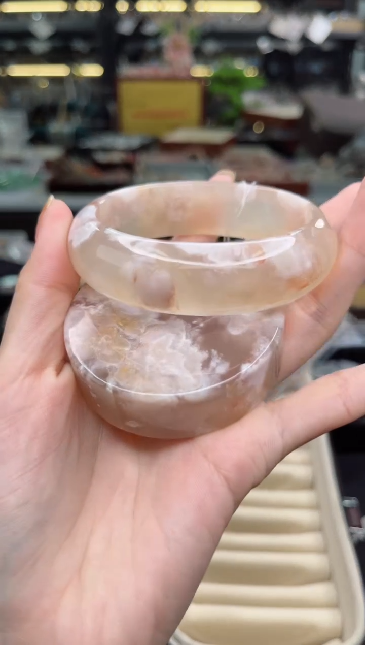 【闪购商品】石英质玉手镯未镶嵌60圈口（赠品镯心）3569260