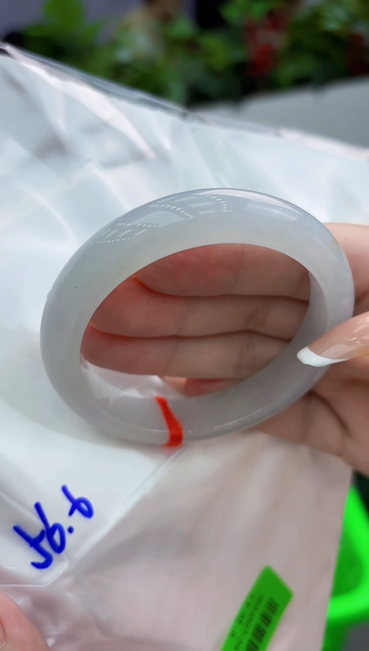 【闪购商品】翡翠手镯未镶嵌翡翠手镯