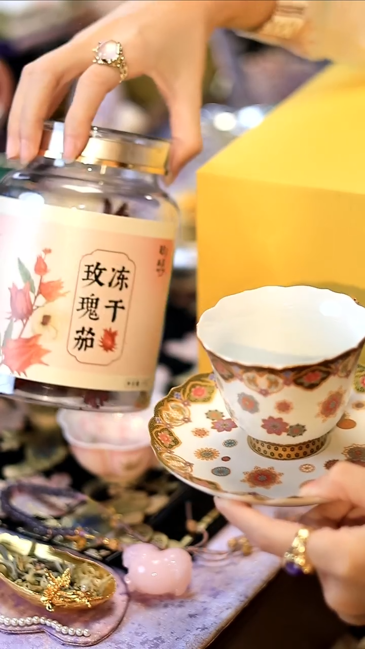 山怂阿卿@@咖啡杯+洛神花*2