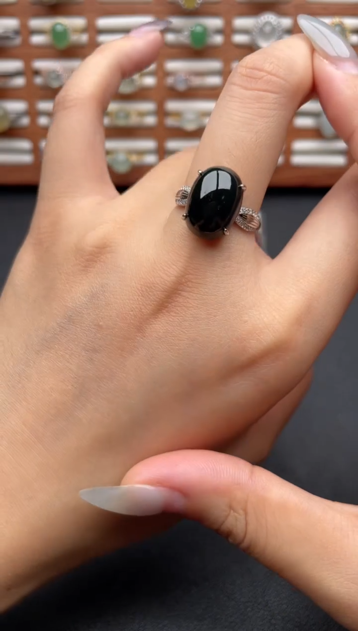 翡翠戒指银S925镶嵌一物一证一礼盒