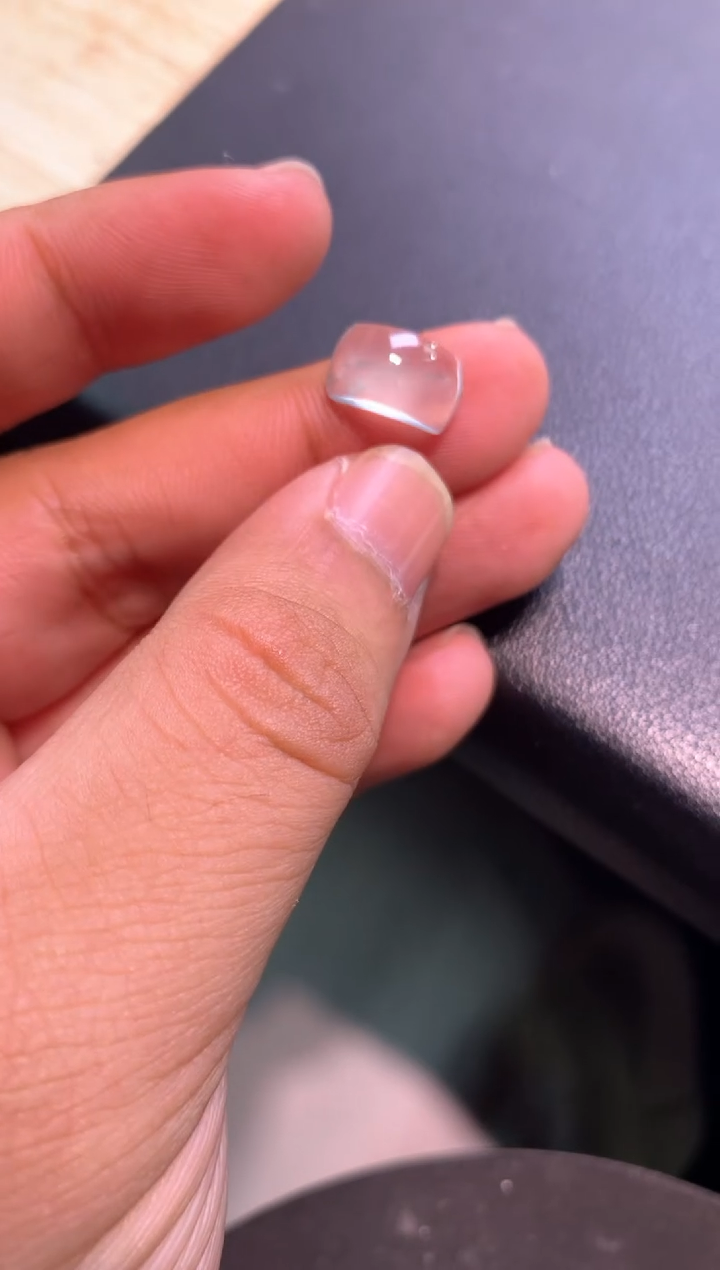 翡翠未镶嵌颈饰马鞍