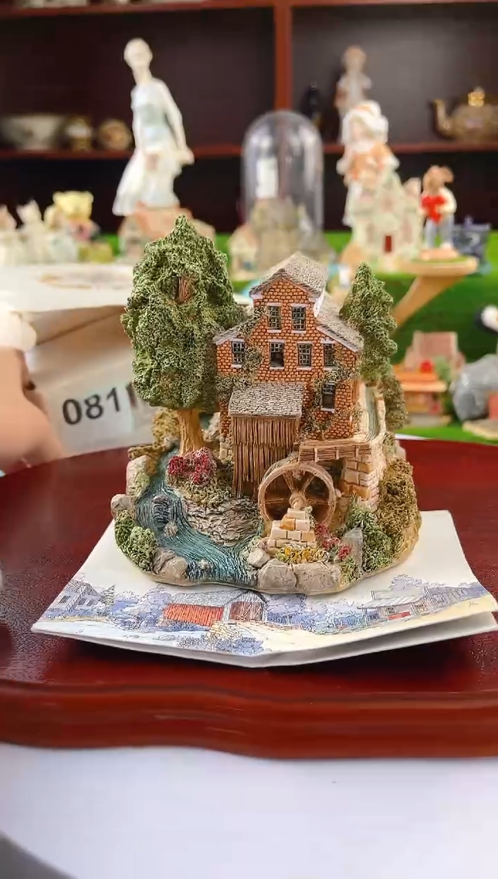 【闪购商品】紫砂茶宠中古小房子