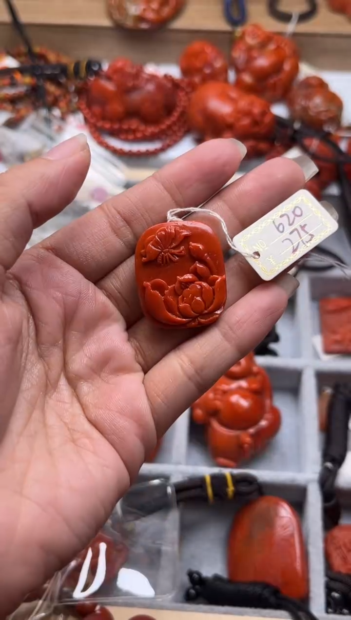 【闪购商品】南红玛瑙珠宝奇石未镶嵌620