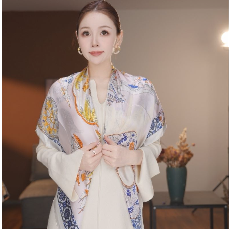 达芬奇密码西行驼110cm百搭气质围巾真丝100%桑蚕丝披肩丝巾