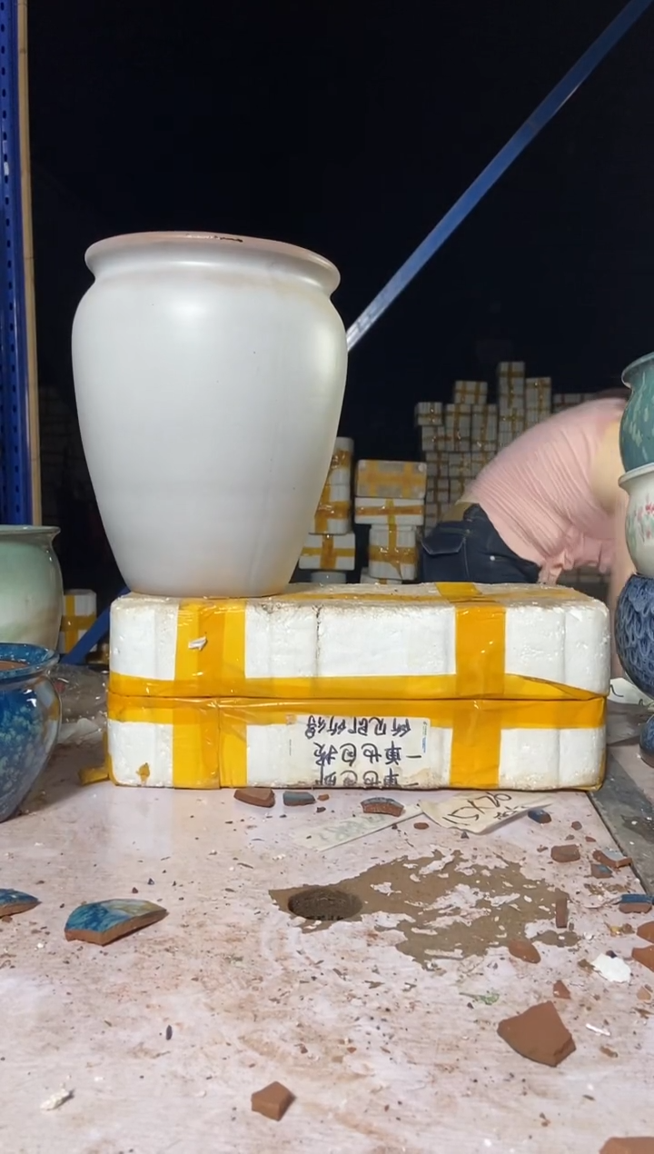 宜兴紫砂粗陶花盆25/33