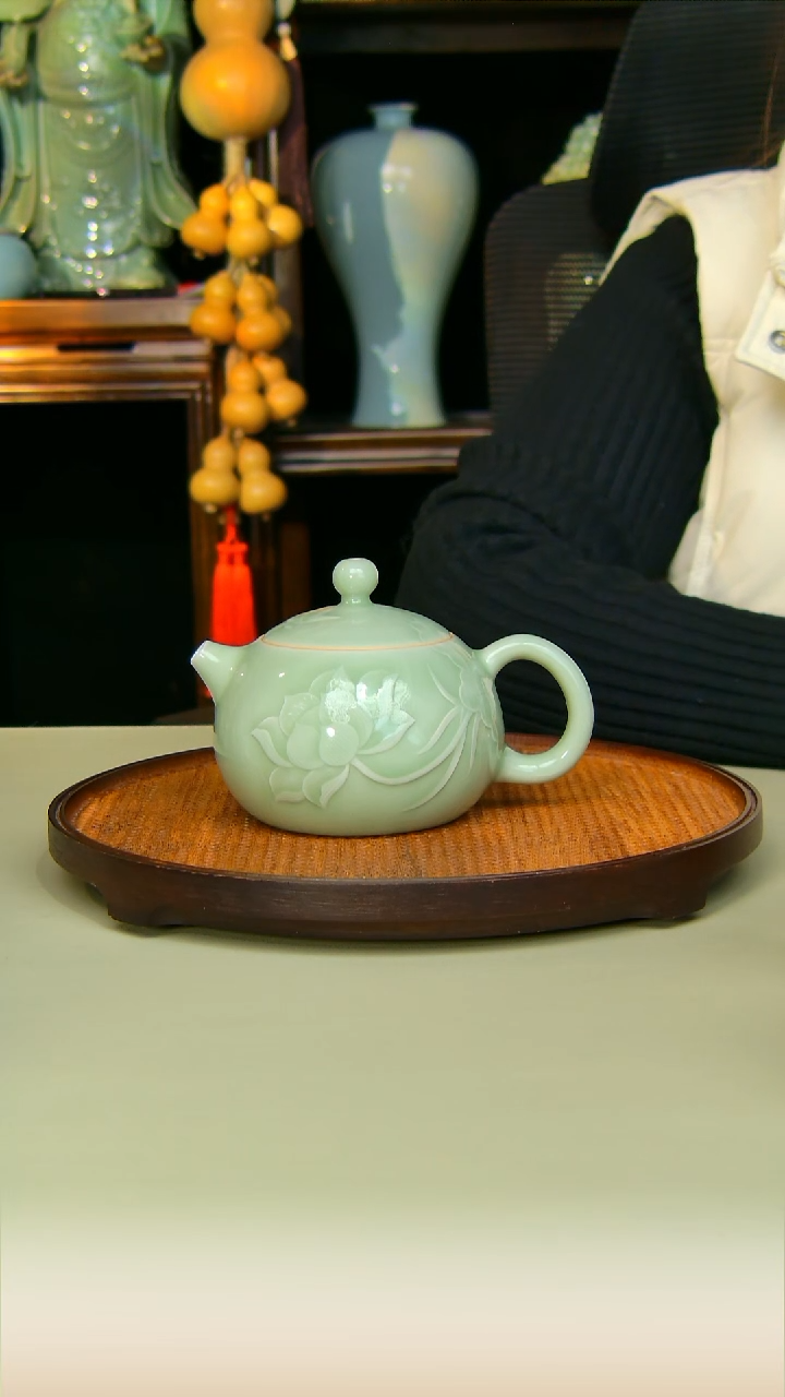 汝瓷荷花西施全手工原矿豆绿不完美