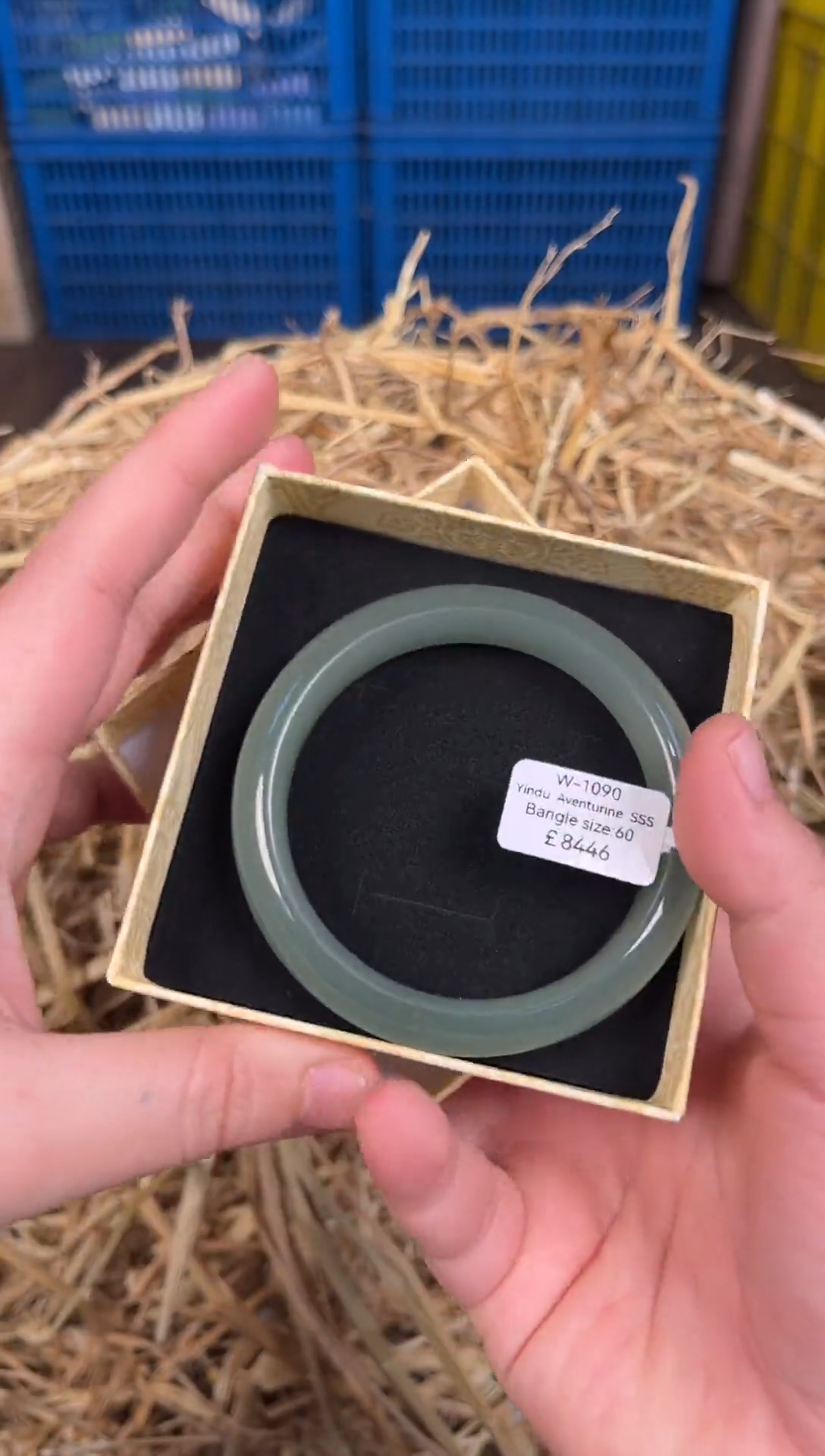 未镶嵌手镯石英质玉W1090