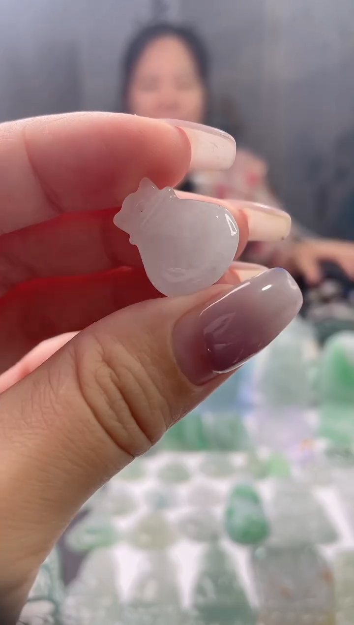 吊坠(不含链)未镶嵌翡翠多样性发其一