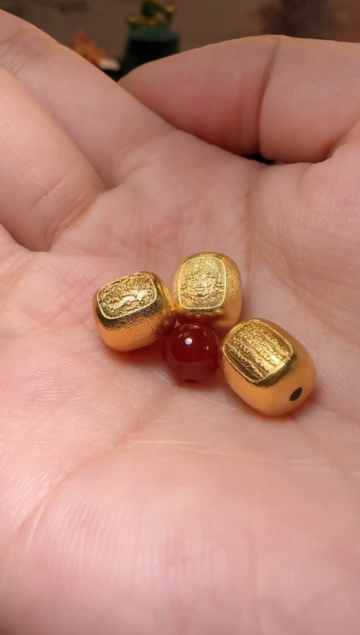 【闪购商品】玛瑙手链18K金镶嵌编手链