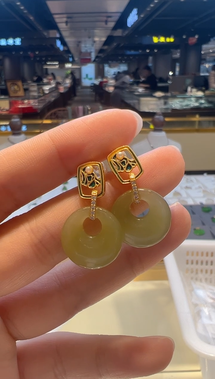 【闪购商品】和田玉耳饰银S925镶嵌48