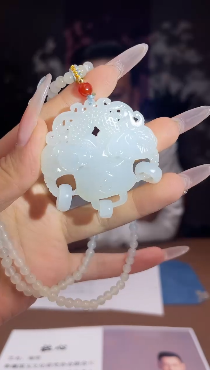 和田玉未镶嵌颈饰A350