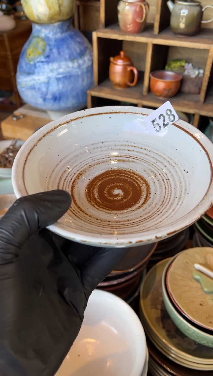 【闪购商品】瓷片528  微瑕白麻点厚边碗1个