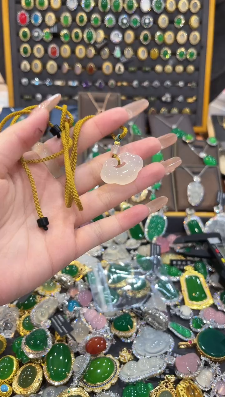 【闪购商品】玛瑙/玉髓颈饰未镶嵌1