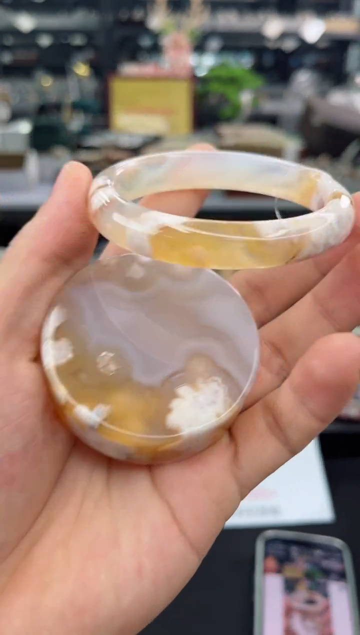 【闪购商品】石英质玉手镯未镶嵌57圈口（赠品镯心）3507491