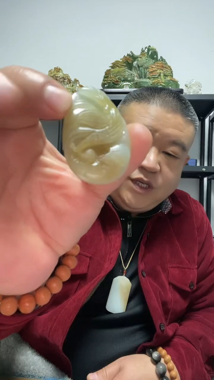 吊坠(赠链)未镶嵌和田玉吉祥如意吊坠