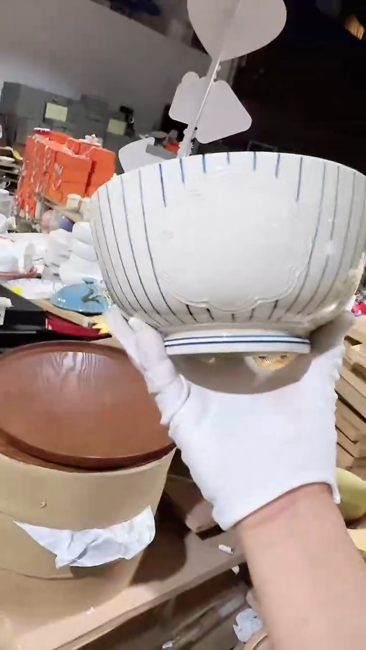 陶瓷线条汤碗微瑕 凑满20元包邮