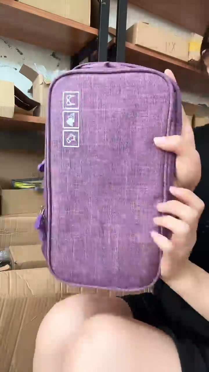 蚕丝K60精纯粉饼化妆包包容量超级送香水小样2个