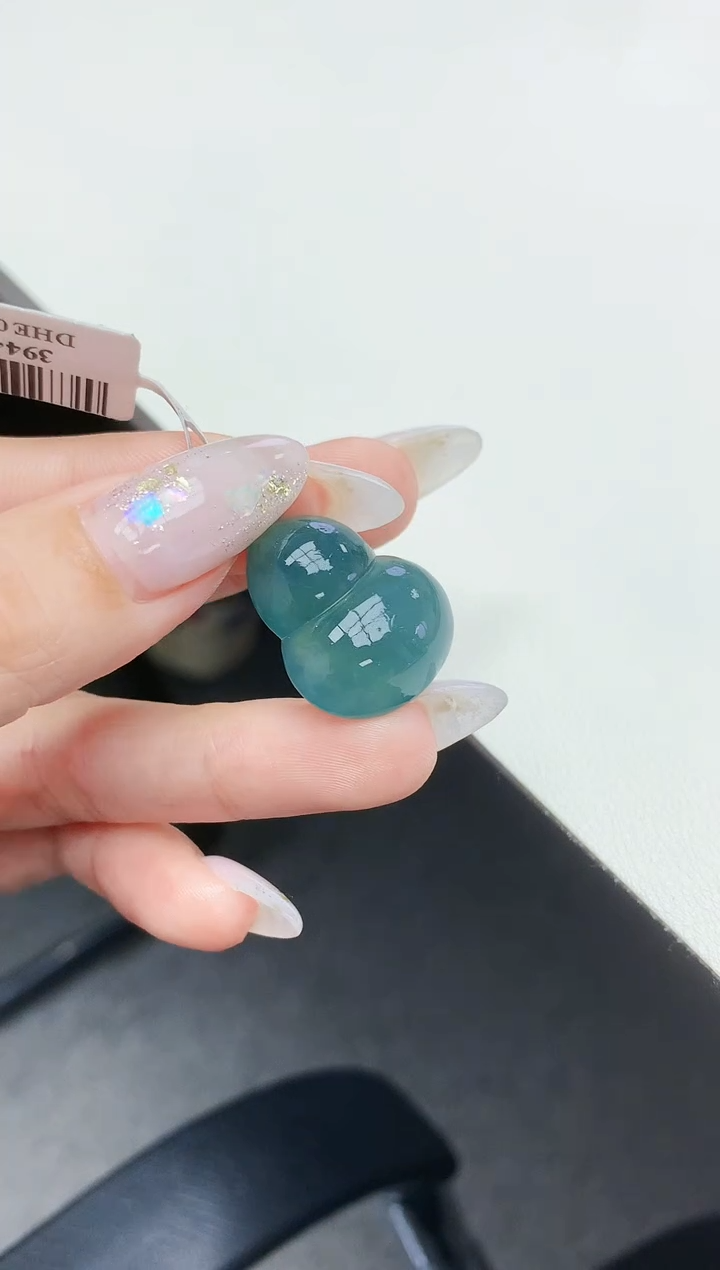 定制翡翠未镶嵌020ee-毛货葫芦68赠金扣