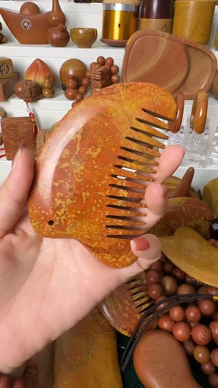 泗水砭石坊双旦特惠/砭石梳子