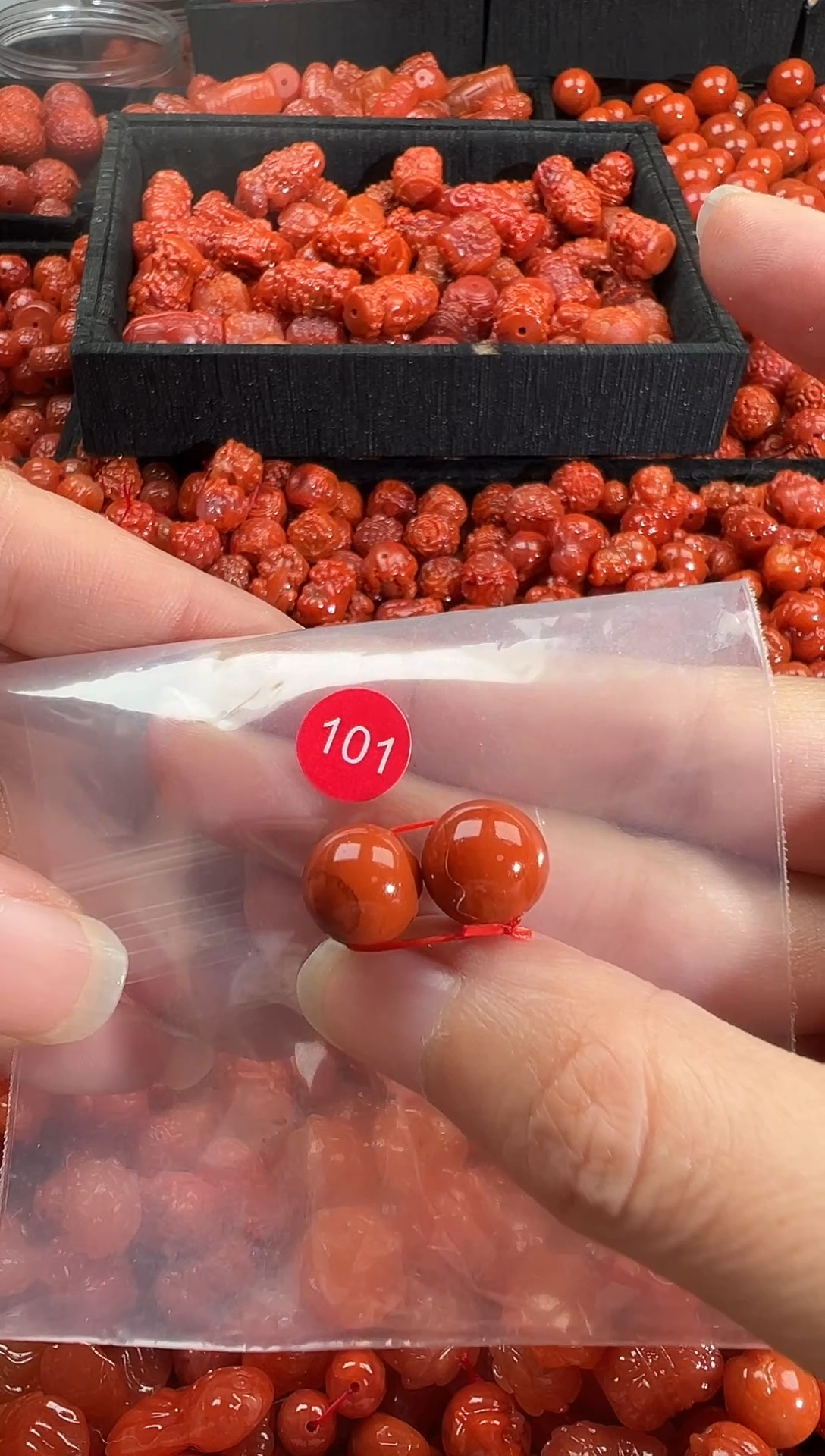 颈饰未镶嵌南红玛瑙1