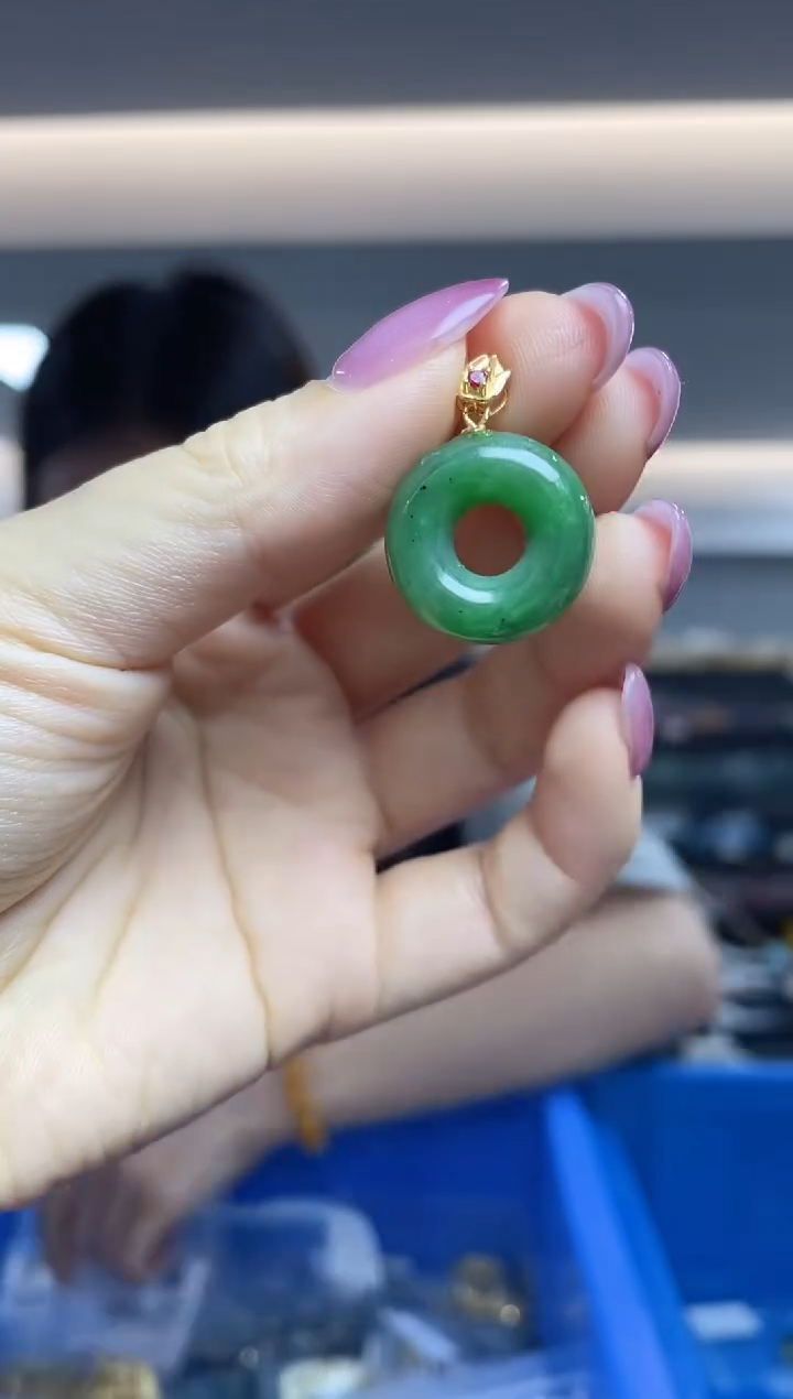 和田玉未镶嵌颈饰（多样性发一件）