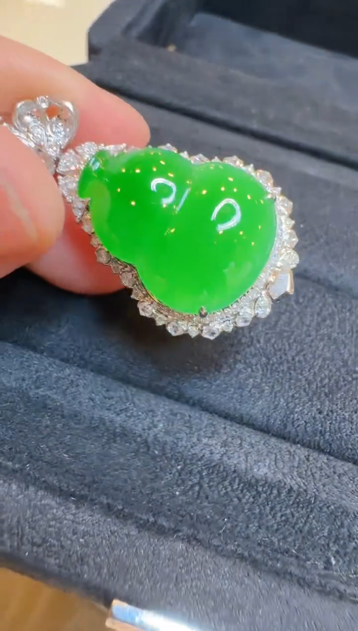 【闪购商品】翡翠吊坠(不含链)18K金镶嵌多样性团购发一件