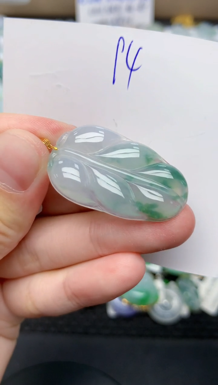 翡翠18K金镶嵌颈饰天然缅甸A货翡翠