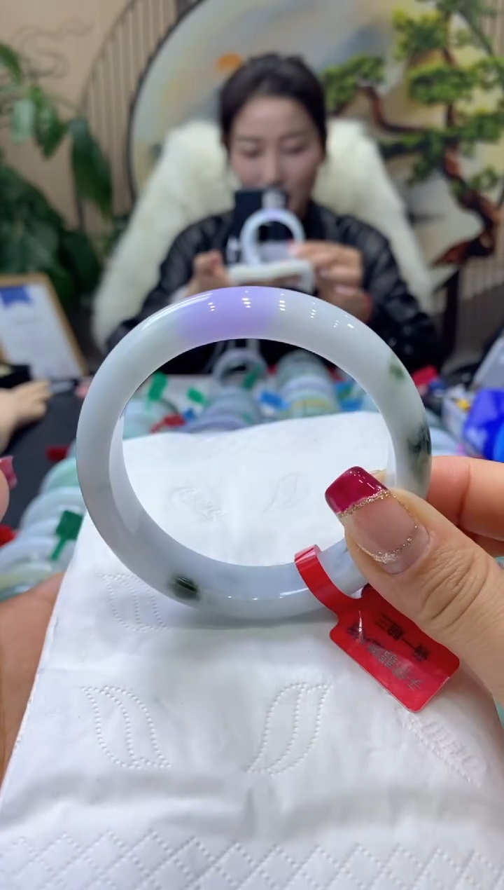 【闪购商品】翡翠手镯未镶嵌99913214