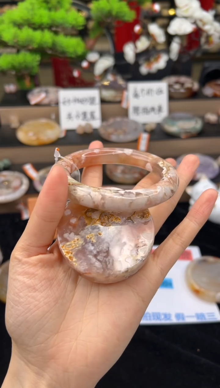 【闪购商品】石英质玉未镶嵌手镯57圈口（赠送镯心）61167