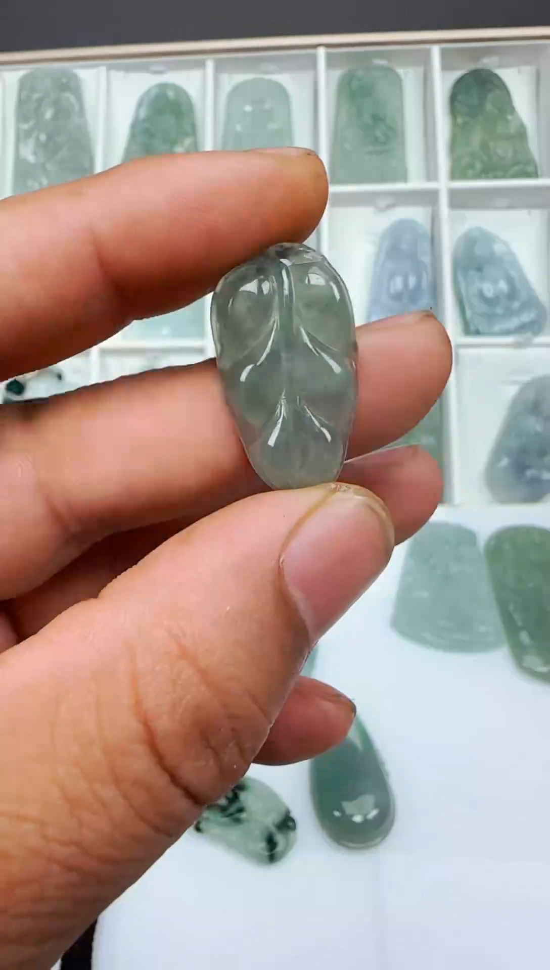 【闪购商品】翡翠颈饰未镶嵌天然A货翡翠