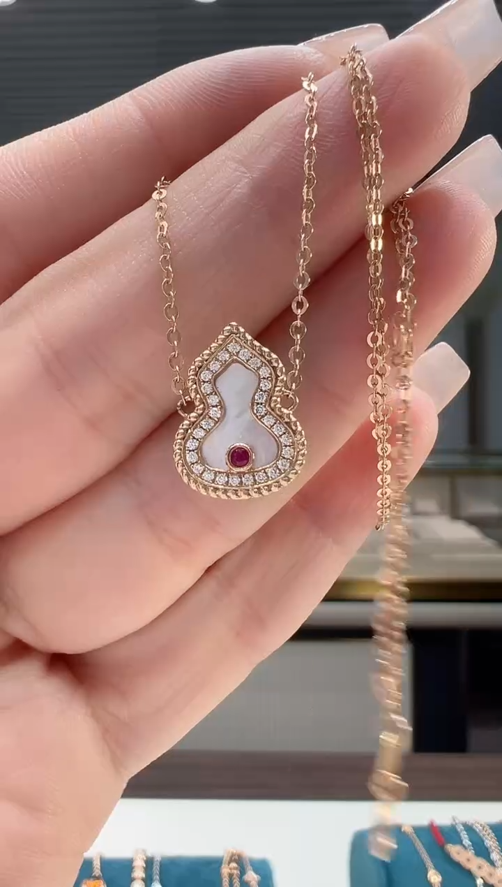 【闪购商品】钻石颈饰18K金镶嵌满钻白葫芦锁骨链