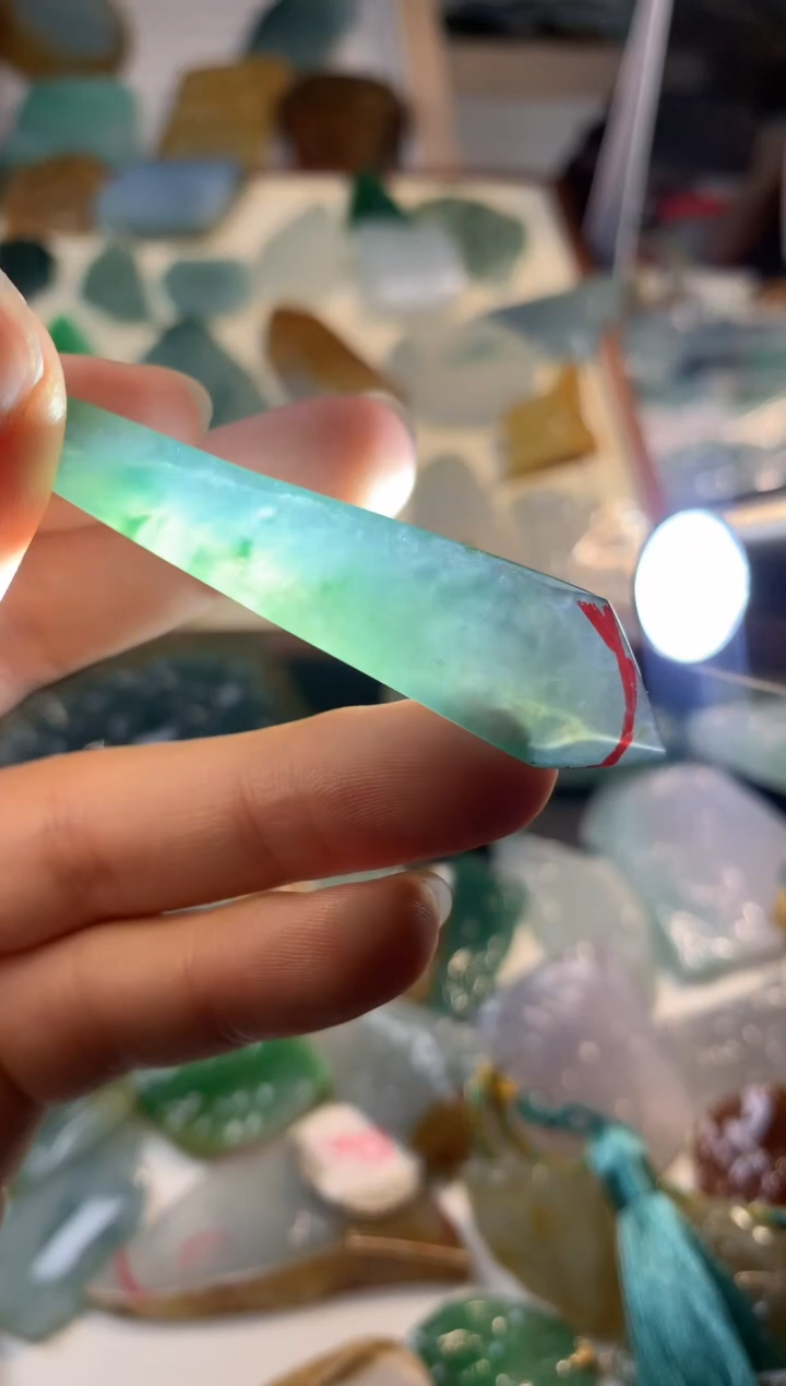 【闪购商品】翡翠颈饰未镶嵌吊坠