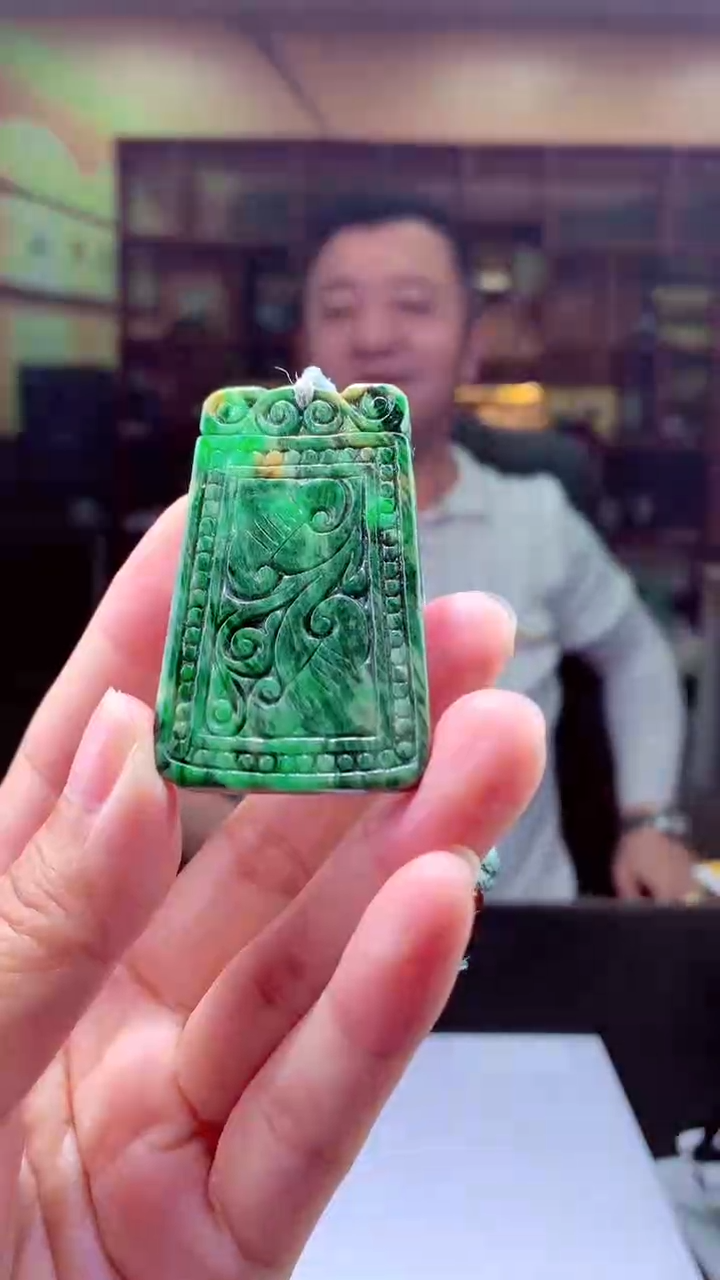 定制翡翠未镶嵌天然A货翡翠（拍一发一）