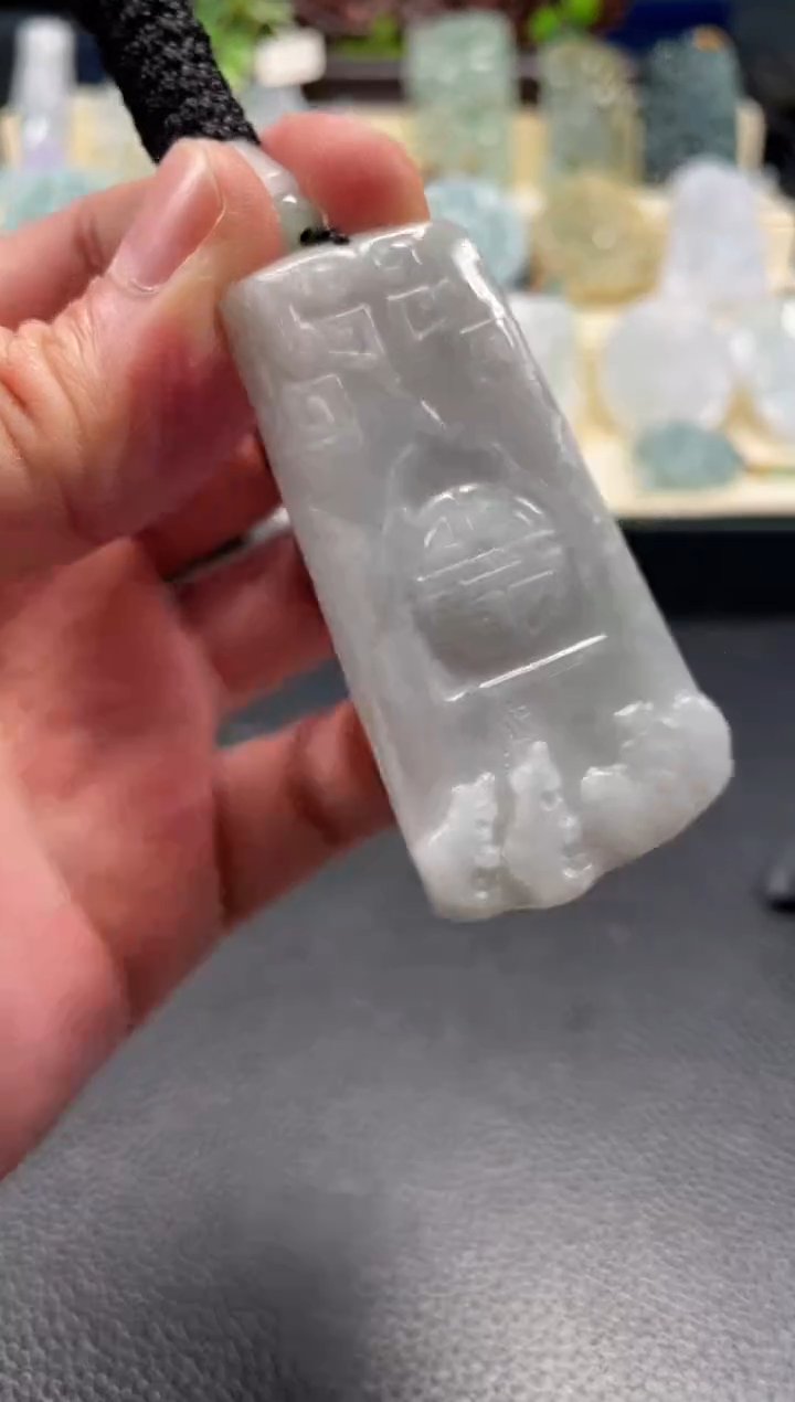 颈饰未镶嵌翡翠12/23/159